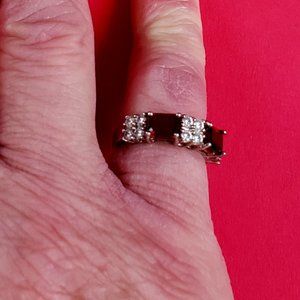Vintage 925 Red Garnet Diamond ring